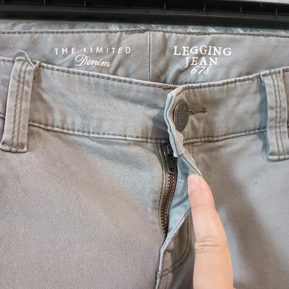 The Limited Denim Gray Legging Jean Size 6 - Picture 7 of 11